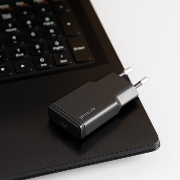 Фото - Мережевий зарядний пристрій Proove Slender 20W (Type-C) black (WCSS20010001)