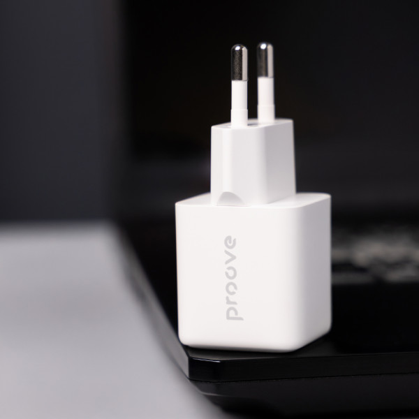 Фото - Сетевое зарядное устройство Proove Pocket GaN 25W Type-C + USB white (WCPG25111202)