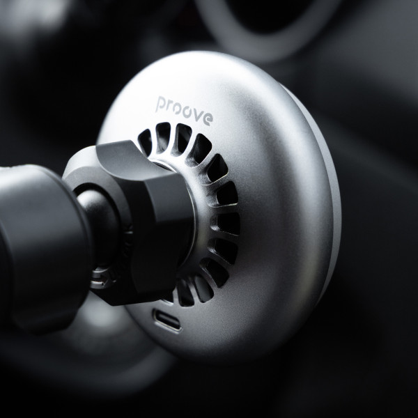 Фото - Автодержатель с беспроводной зарядкой Proove IceCore QI2 15W Gray (WHIC15002003)