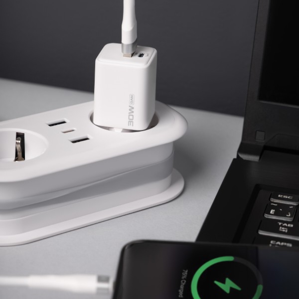 Фото - Сетевое зарядное устройство Proove Pocket GaN 30W (Type-C + USB) white (WCPG30110002)