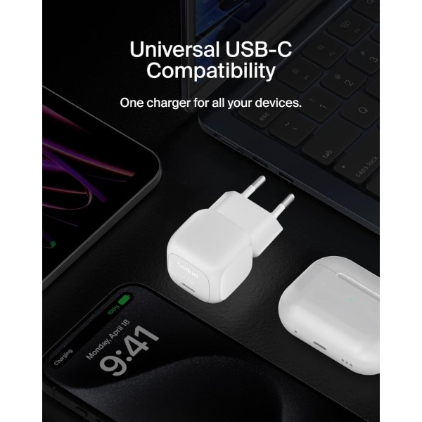 Фото - Сетевое зарядное устройство Belkin 20Вт USB-С PD PPS, кабель USB-С - USB-C, 1м White (WCA009KQ1MWH-B6)