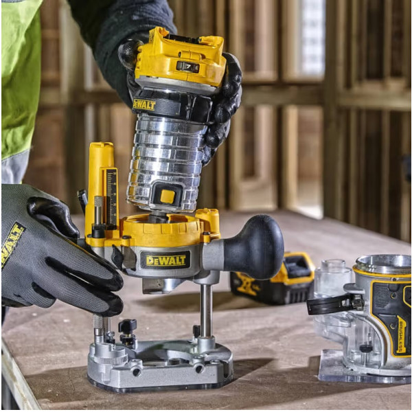 Фото - Фрезер DeWALT DCW604P2