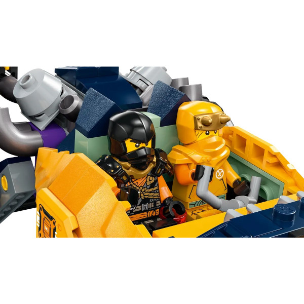 Фото - Конструктор LEGO NINJAGO Багі для бездоріжжя ніндзя Арін (71811)