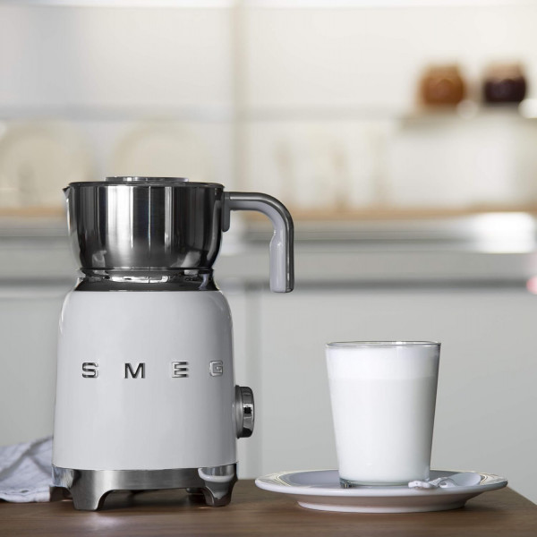Фото - Модуль для збивання молока Smeg MFF11WHEU