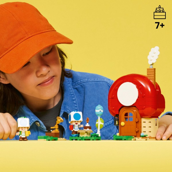 Фото - Конструктор LEGO  Super Mario™ Вечірка в будинку Toad (72041)