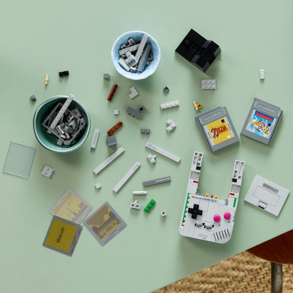 Фото - Конструктор LEGO Super Mario™ Game Boy™ (72046)