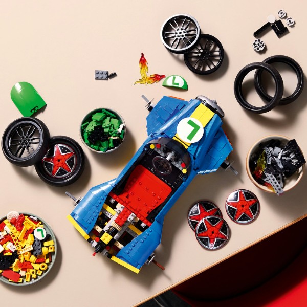 Фото - Конструктор LEGO Super Mario Mario Kart™ — Luigi и Mach 8 (72050)