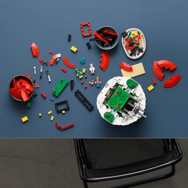 Фото - Конструктор LEGO Pokémon Покебол со знаковыми моментами работы Тренеров (72154)