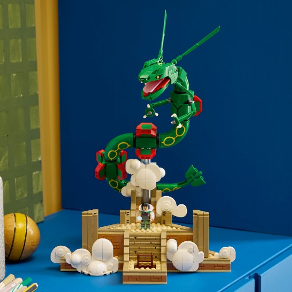 Фото - Конструктор LEGO Pokémon Рейкваза (72168)
