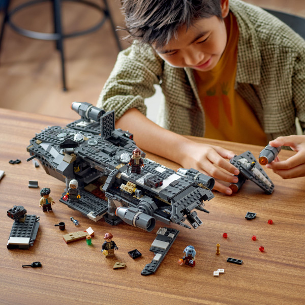 Фото - Конструктор LEGO Star Wars Onyx Cinder (75374)