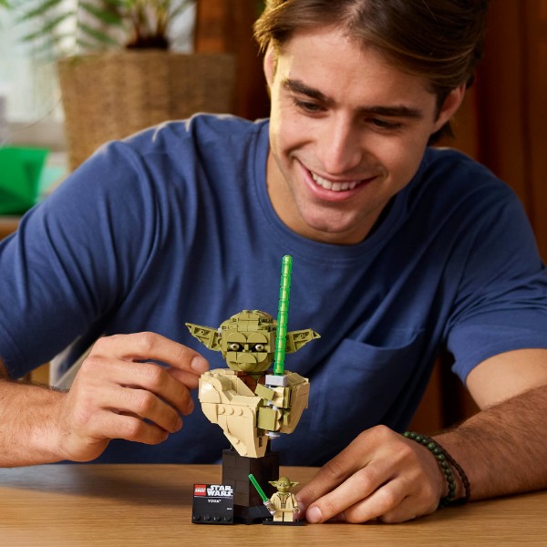 Фото - Конструктор LEGO Star Wars™ Погруддя Йоди (75438)
