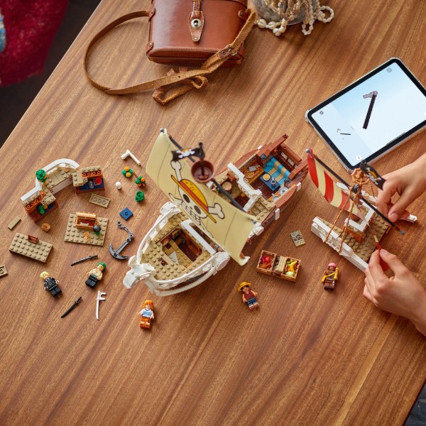 Фото - Конструктор LEGO ONE PIECE Піратський корабель «Всюдихідний Меррі» (75639)