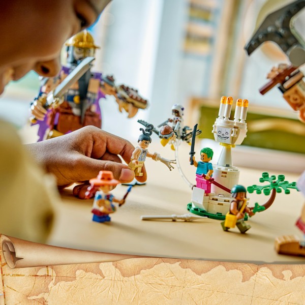 Фото - Конструктор LEGO ONE PIECE Дорри против Броги: гиганты «Малого Сада» (75644)
