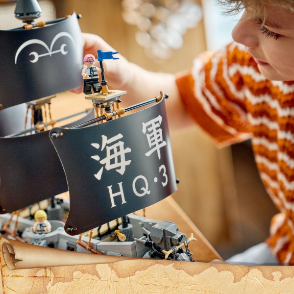 Фото - Конструктор LEGO ONE PIECE Морський бойовий корабель Ґарпа (75646)