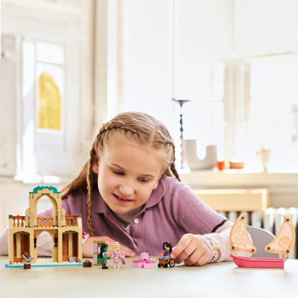 Фото - Конструктор LEGO Wicked Ґлінда, Ельфаба й Несароза в Університеті Шиз (75681)