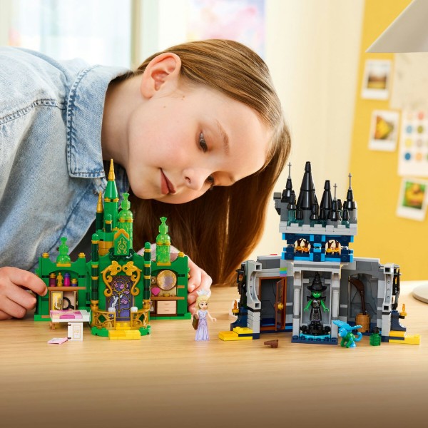 Фото - Конструктор LEGO Wicked Емеральд-сіті і замок Кіамо Ко (75689)