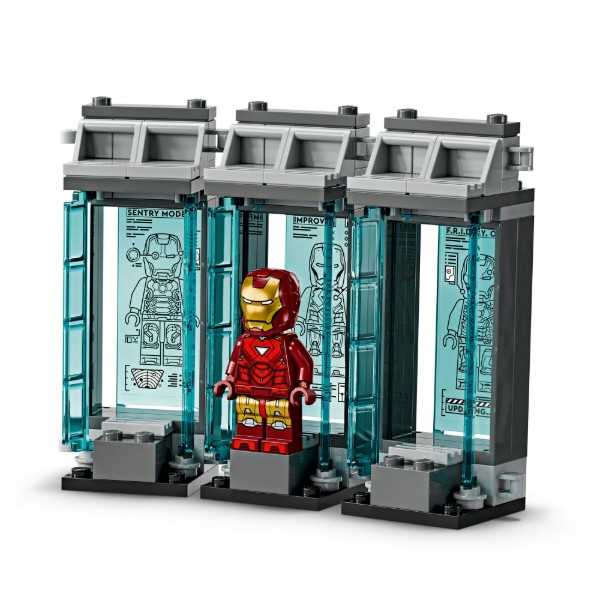 Фото - Конструктор LEGO Marvel Лаборатория Железного Человека: зал доспехов (76315)