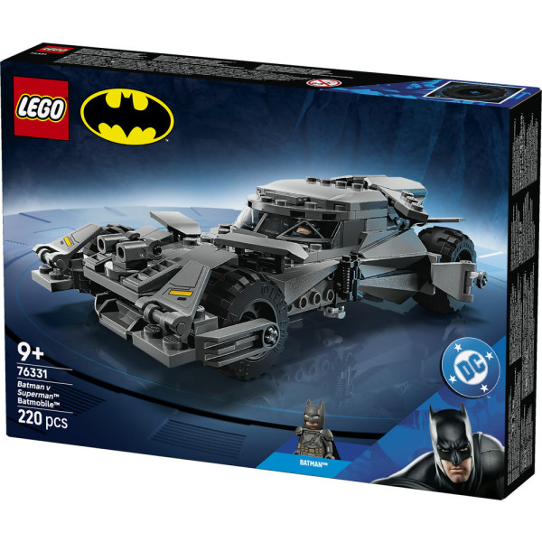 Фото - Конструктор LEGO Super Heroes Бетмобіль із фільму «Бетмен проти Супермена» (76331)