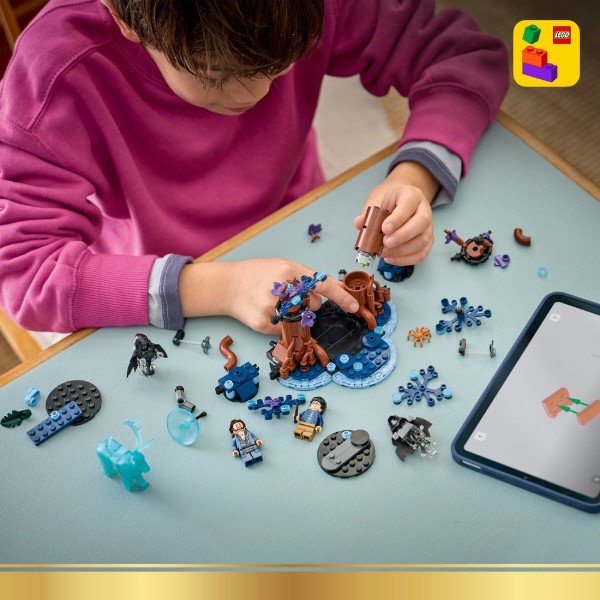 Фото - Конструктор LEGO  Harry Potter™ Заборонений ліс: Експекто патронум (76475)