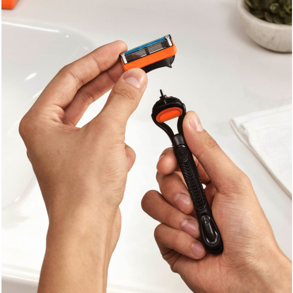 Фото - Картридж для станка мужского Gillette Fusion 12 шт. (7702018441075)