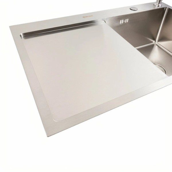 Фото - Мойка кухонная VALESO CM 78x50 R нержавейка Handmade (круглый сифон 3,0/0,8)