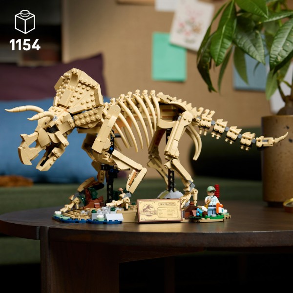 Фото - Конструктор LEGO Jurassic World Окаменелости динозавров: трицератопс (77985)