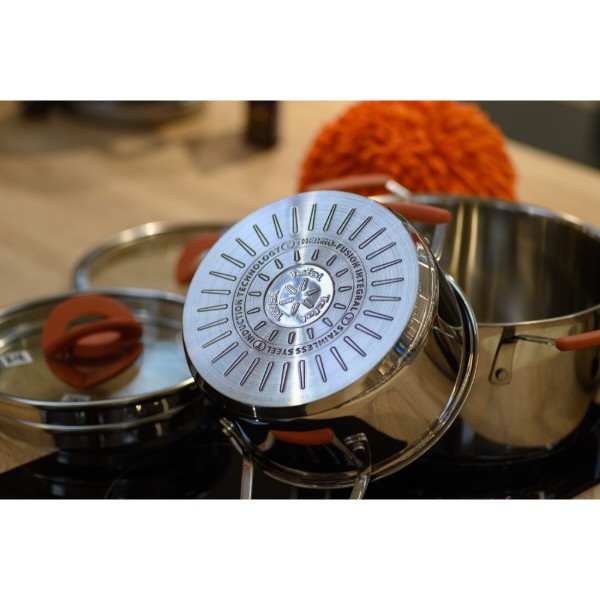 Фото - Набір посуду Tefal G720S674 OPTI'SPACE 6 пр (кастр. 18/20/24 см)