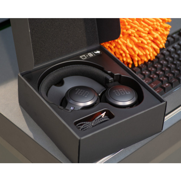 Фото - Уцінка - Навушники повнорозмірні бездротові JBL Live 660 NC Black (JBLLIVE660NCBLK)