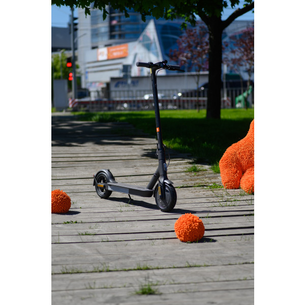 Фото - Електросамокат Xiaomi Mi Electric Scooter Essential Black (DDHBC08NEB)