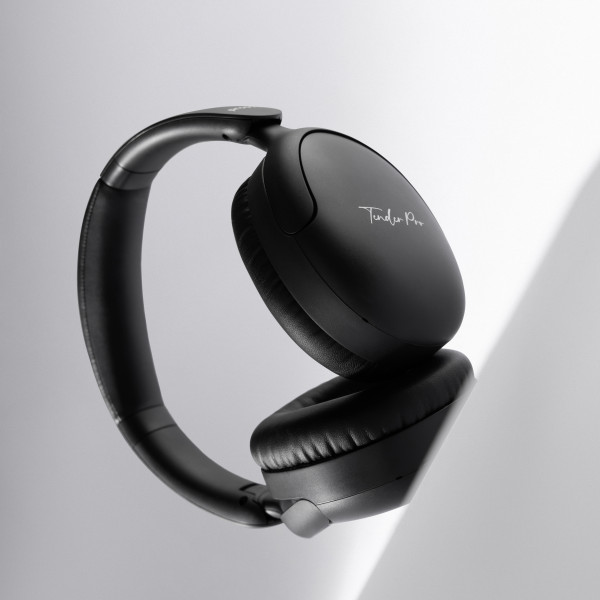 Фото - Наушники накладные беспроводные Proove Tender Pro (APP) black (HPTP0001AP01)