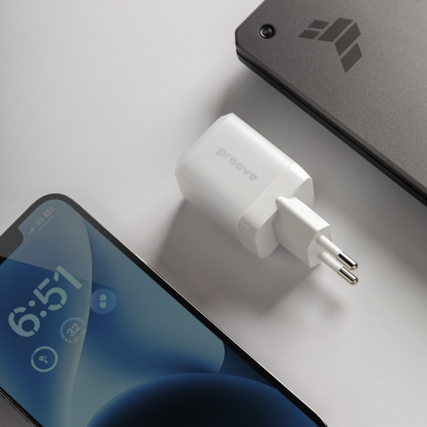 Фото - Сетевое зарядное устройство Proove Pure GaN Plus 30W (Type-C + USB) White (WCPU30111202)