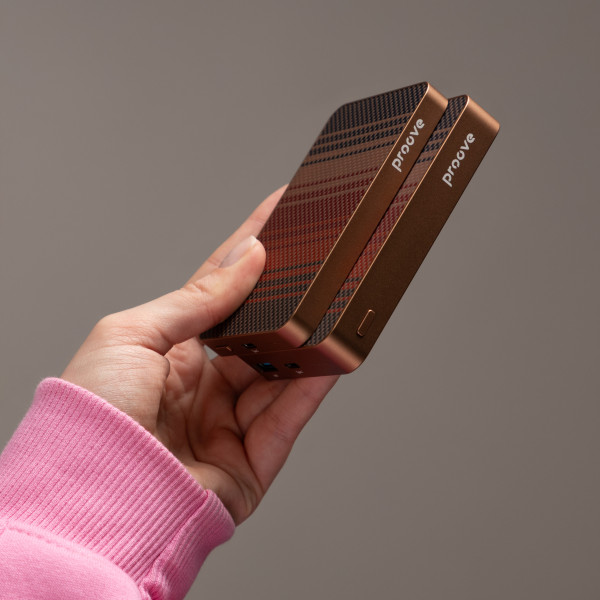 Фото - Батарея мобильная Proove Carbon Slim 20W 5000mAh Glowrise (PBCS20010052)