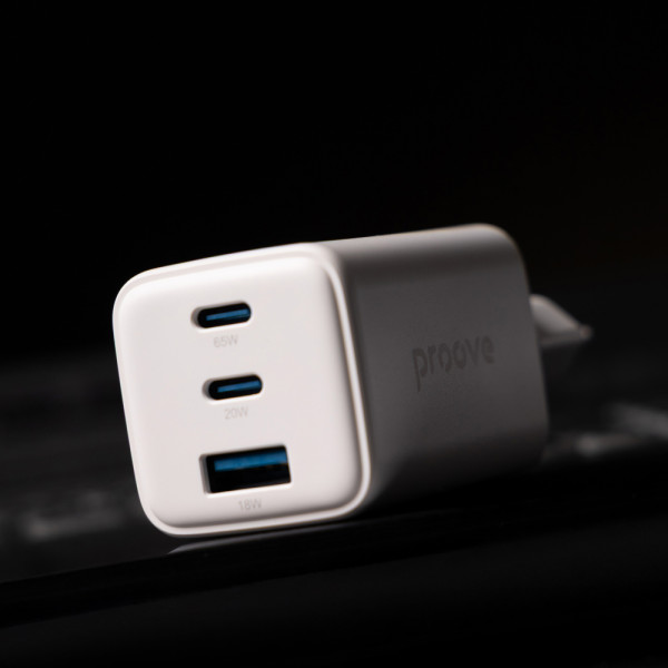 Фото - Сетевое зарядное устройство Proove Pocket GaN 65W (2Type-C + USB) White (WCPG65121202)