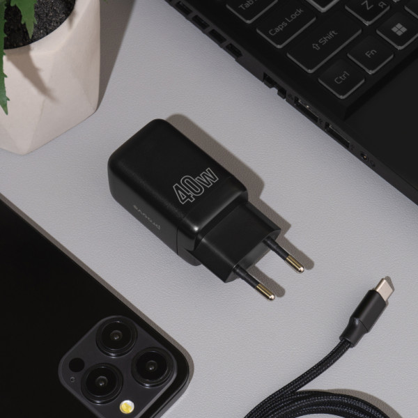 Фото - Мережевий зарядний пристрій Proove Silicone Power 40W (Type-C + Type-C) Black