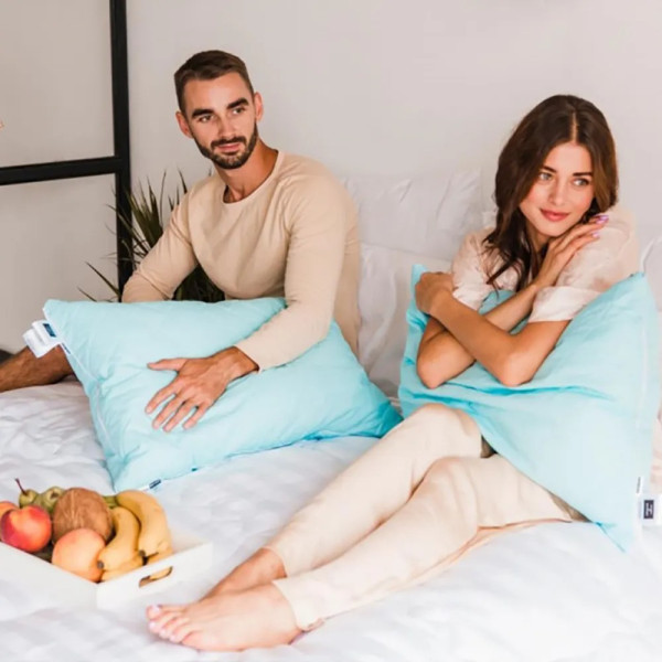 Фото - Подушка стандартная MirSon 1181 Valentino 3M Thinsulate 70х70 см (2200001516038)