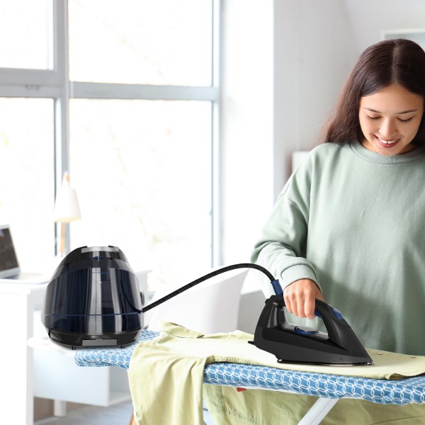 Фото - Праска з парогенератором Black&Decker BXSS2600E