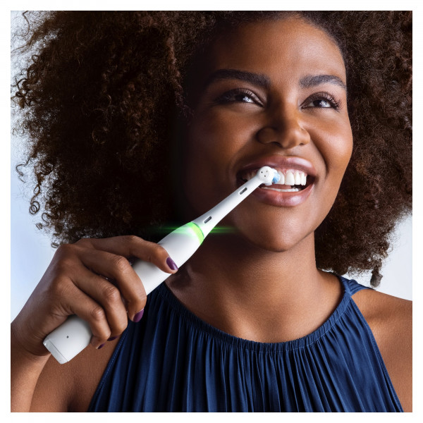 Фото - Уцінка - Зубна щітка електрична Oral-B Braun iO Series 3 Duo iOG3.d.2i6.2K типу 3769