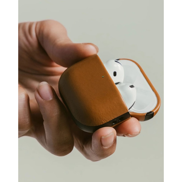 Фото - Чохол для навушників Nomad Modern Leather Case English Tan for Airpods 4th Gen (NM014575858)