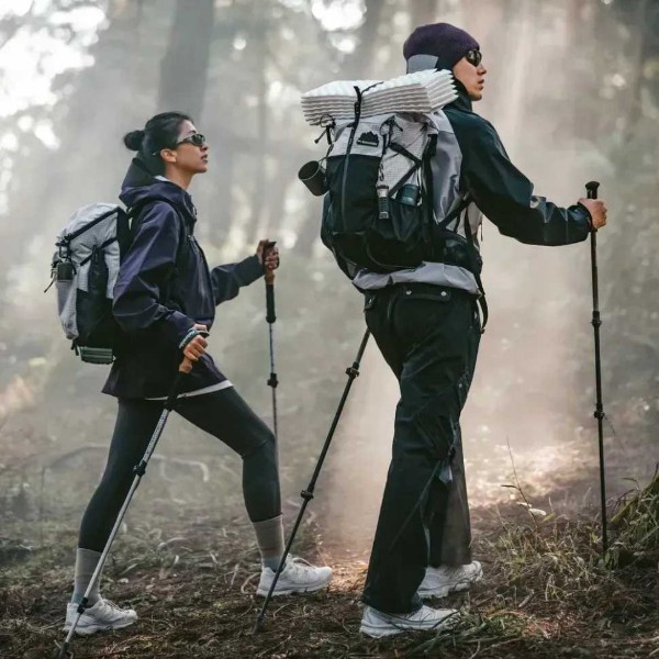 Фото - Туристический рюкзак Naturehike Helium CNK2300BB017 (6976507665100)