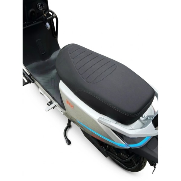 Фото - Електроскутер GTM N-MAX 2500