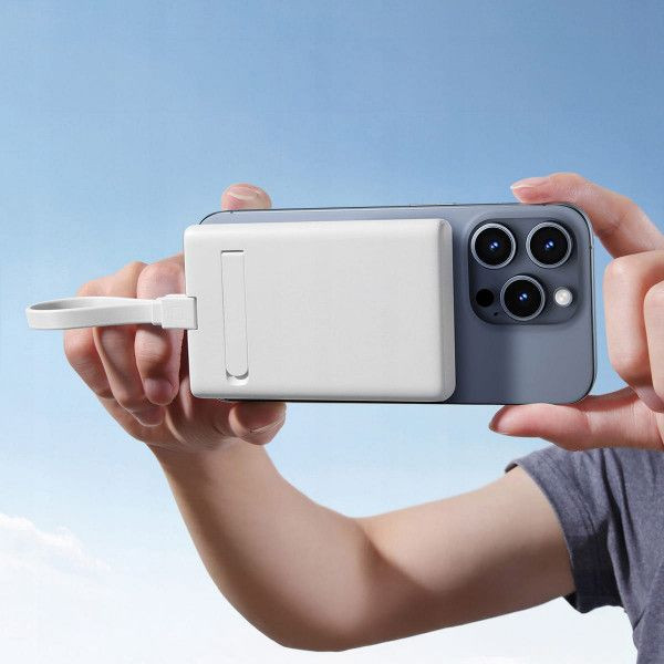 Фото - Батарея мобільна Joyroom Magnetic Wireless 10000mAh JR-PBM01 20W QC USB-C In/Out White (6941237112545)