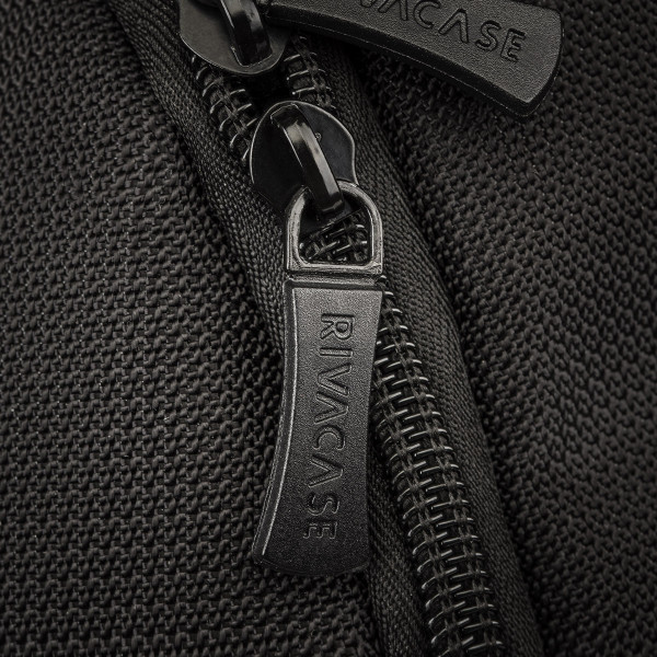 Фото - Рюкзак для ноутбука RIVACASE 8460 (Black) 17''