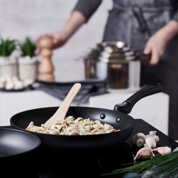 Фото - Сковорода універсальна de Buyer без ручки 24 см 8740.24