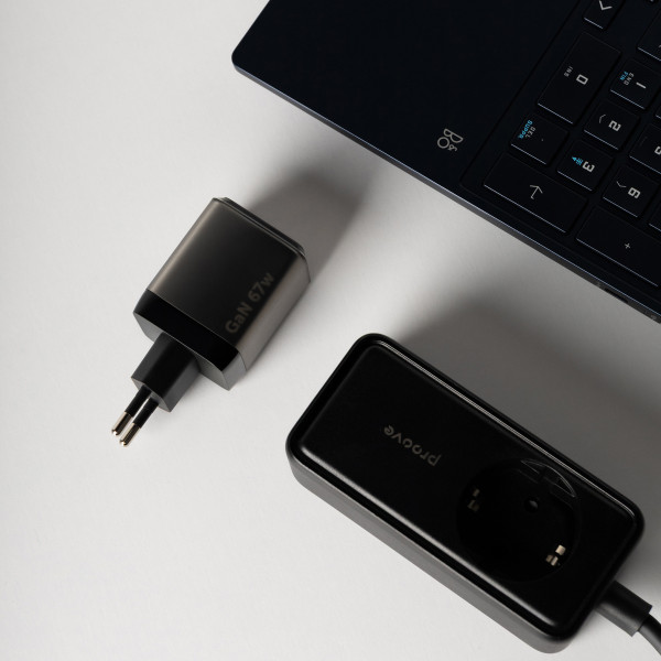 Фото - Сетевое зарядное устройство Proove Pure GaN Max 67W (Type-C + Type-C) Black (WCPU67022201)