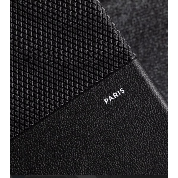 Фото - Чехол для смартфона Native Union (RE) Classic Case Black for iPhone 18 Pro/17 Pro (RECLA-BLK-NP26P)