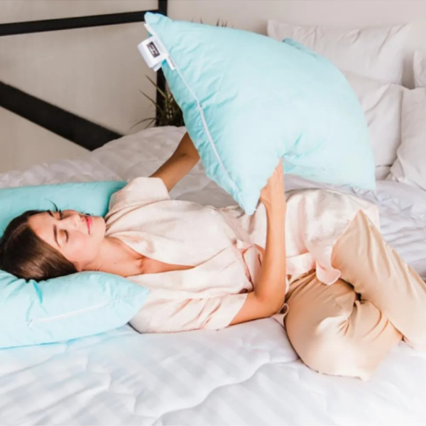 Фото - Подушка стандартна MirSon Valentino 118 70x70 см (2200000008749)