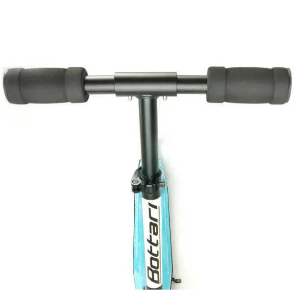 Фото - Двоколісний самокат Bottari 20'' серії SB2, чорний/синій (75702-IS)