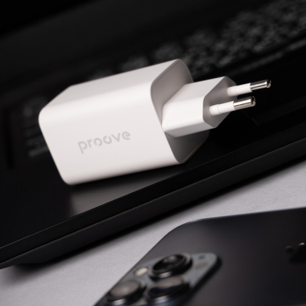 Фото - Сетевое зарядное устройство Proove Pocket GaN 65W (2Type-C + USB) White (WCPG65121202)