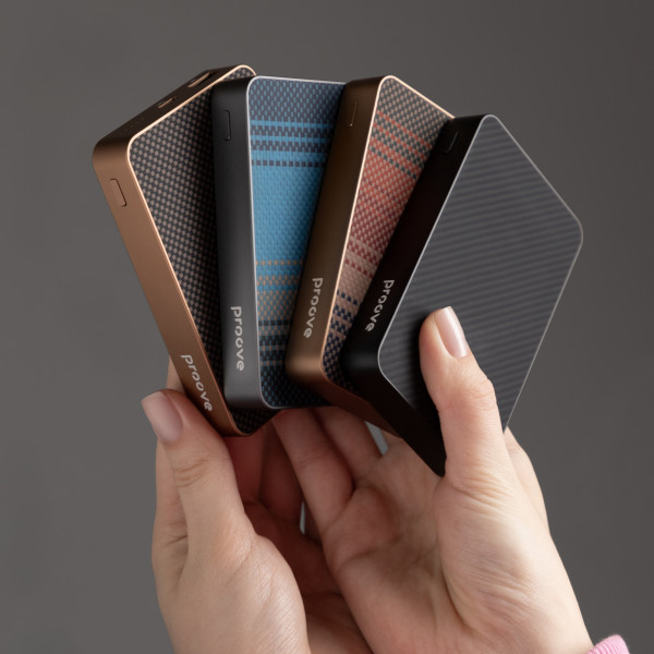 Фото - Батарея мобильная Proove Carbon Slim 22.5W 10000mAh Glowrise (PBCS22110052)