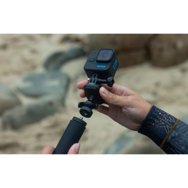 Фото - Монопод для экшн-камеры GoPro 122 см с водонепроницаемым пультом ДУ (AGXTS-002-VU)